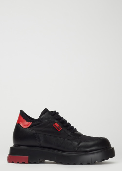 Низькі черевики чорного кольору Love Moschino з червоними деталями, фото